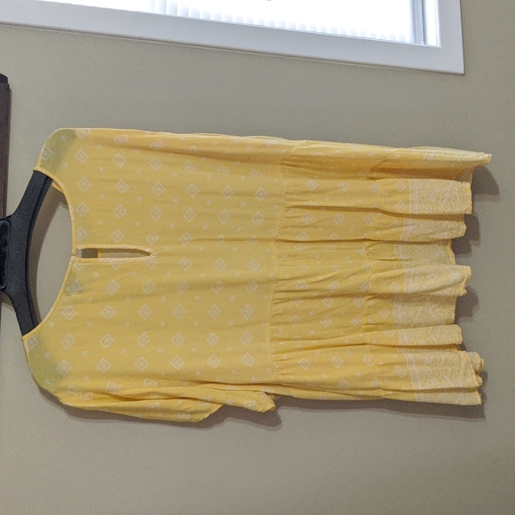 Torrid Yellow Border Print Tiered Blouse - Picture 5 of 5